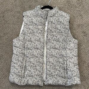 NWT puffer vest speckled print